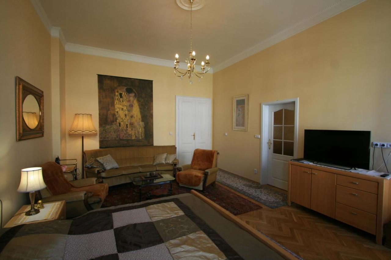 קרלובי וארי Apartment No. 20 Jaltska 3 מראה חיצוני תמונה