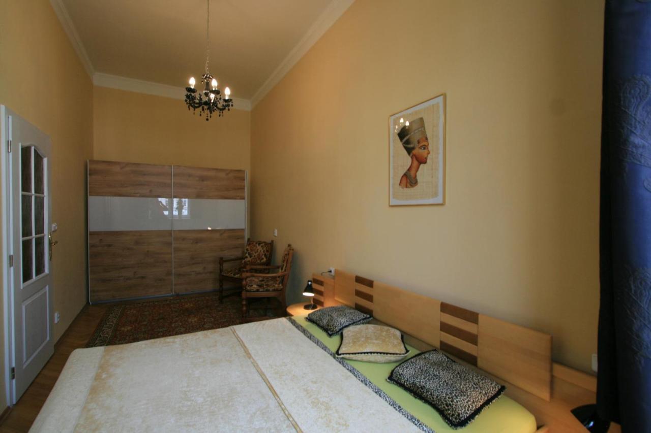קרלובי וארי Apartment No. 20 Jaltska 3 מראה חיצוני תמונה