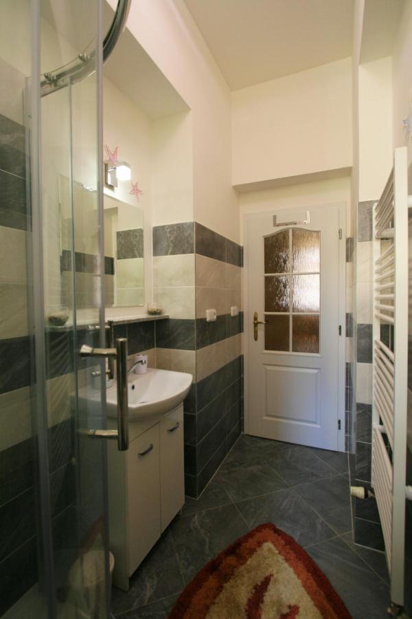 קרלובי וארי Apartment No. 20 Jaltska 3 מראה חיצוני תמונה